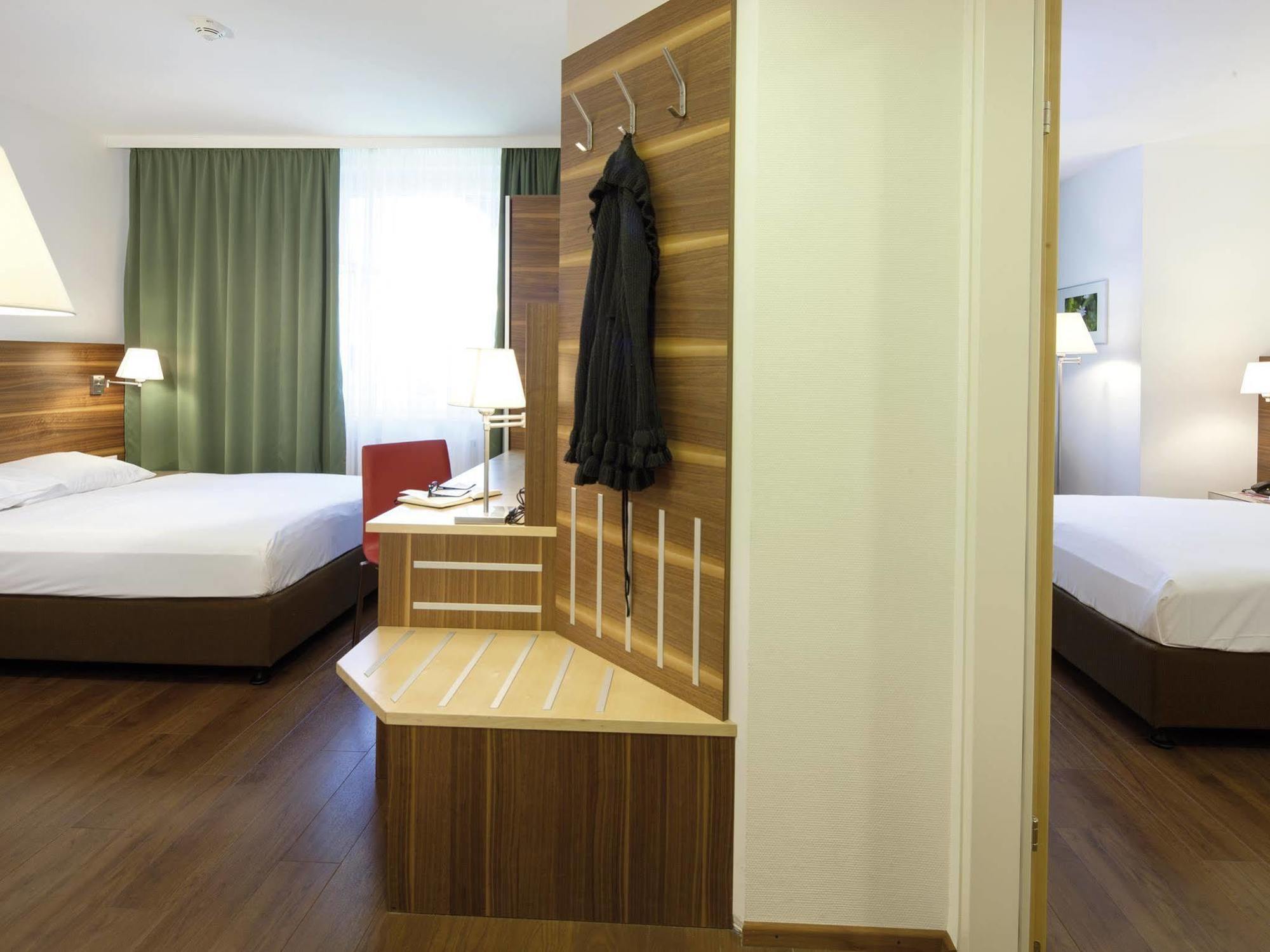 Hotel Austria Trend Beim Theresianum Wien